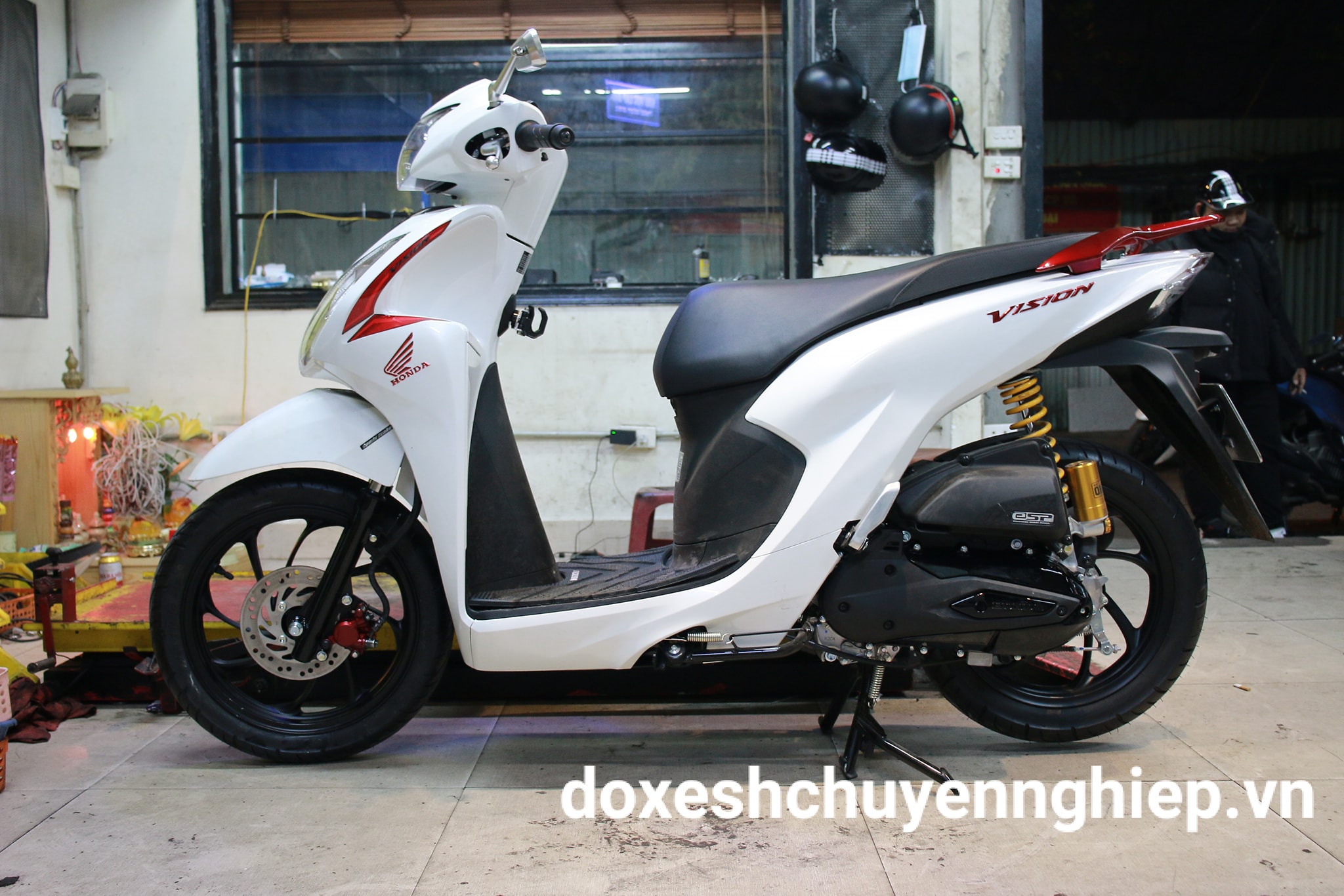 Ảnh thực tế giá bán 3 phiên bản 10 màu Honda Vision 2020 #15 Ảnh thực tế giá bán 3 phiên bản 10 màu Honda Vision 2020